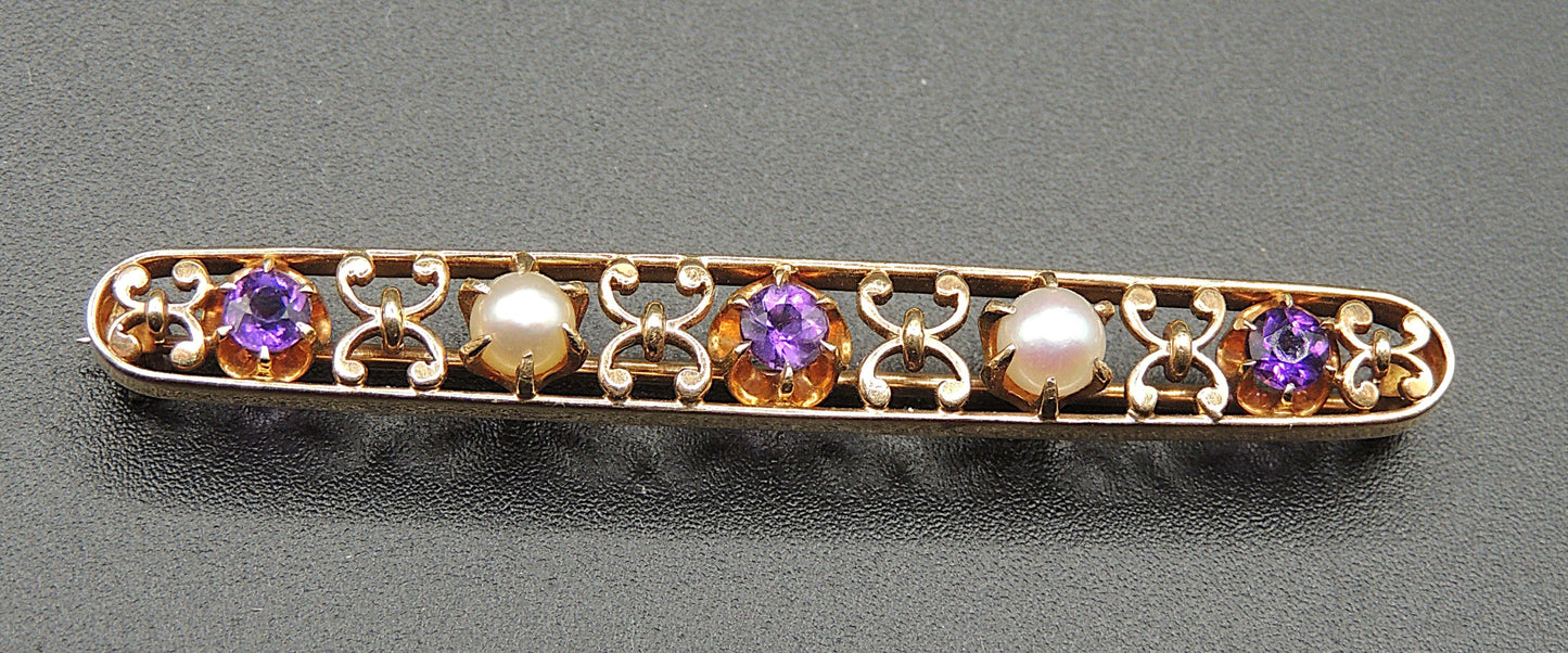 Antique Edwardian Amethyst & Pearl Brooch in Gold (c. 1905–1915)